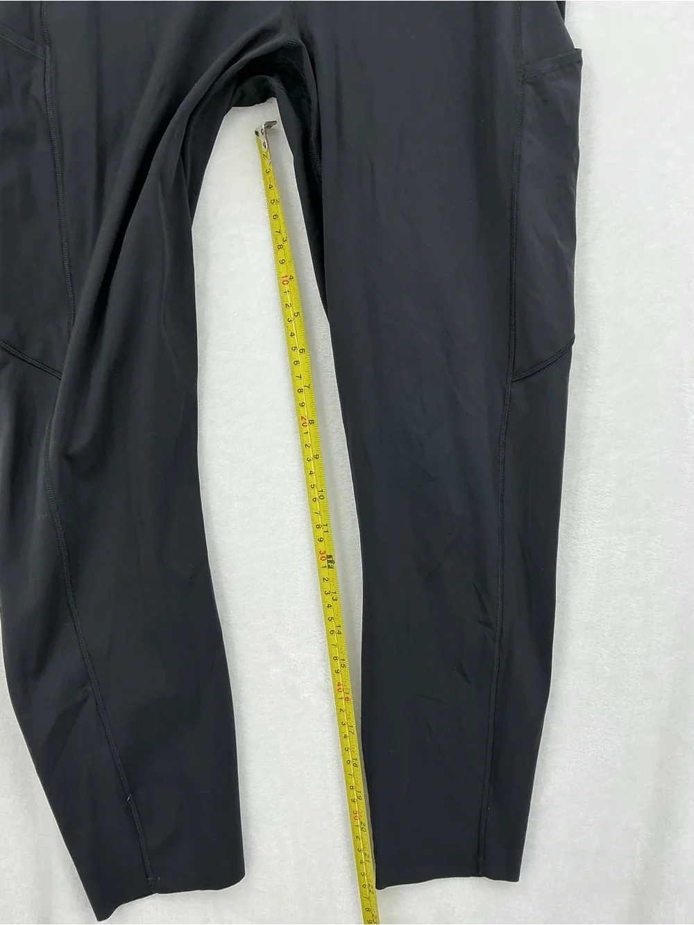 lululemon athletica Black High-Rise Workout Leggings with Inner Waistband 1077
